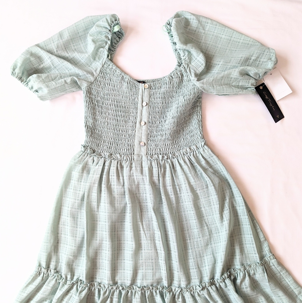 City Triangles Light Green Midi Dress